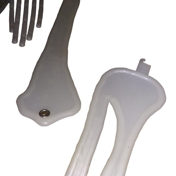 VTG Fun World Glow in the Dark Skeleton Prop Halloween Decor #9847 Lot of 2 - Picture 10 of 15